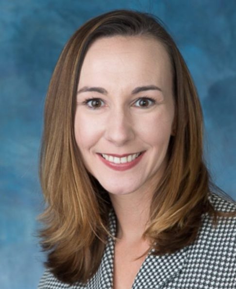 headshot of Kristen Heffron Moore '04