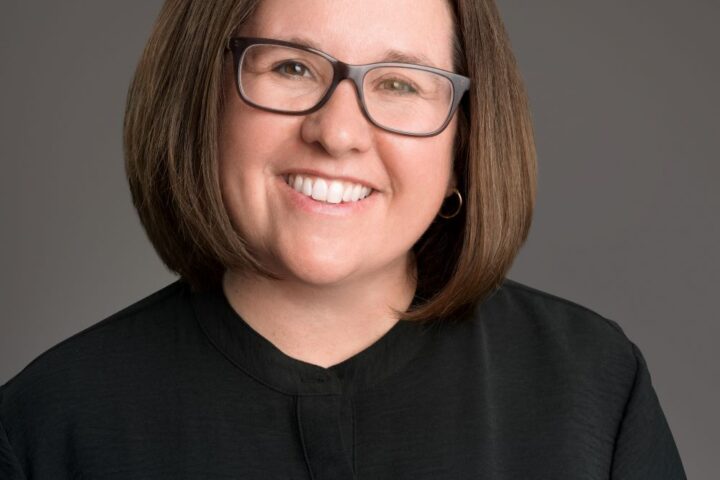 Sarah Tunning Headshot